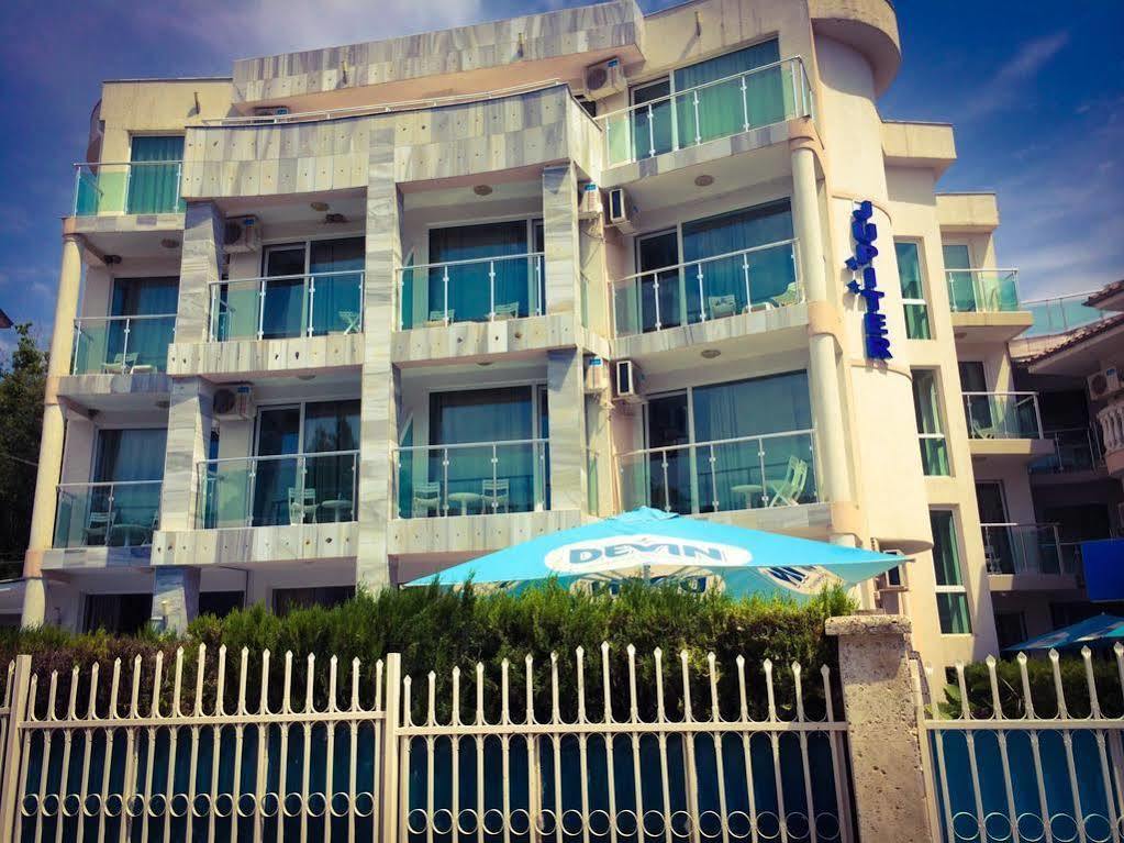 Family Hotel Jupiter Балчик Экстерьер фото